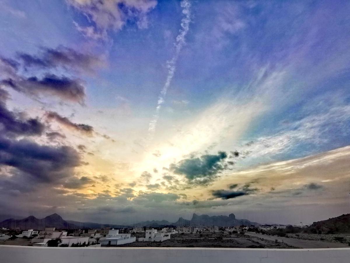 228Hostel Al Ḩamrāʼ Buitenkant foto